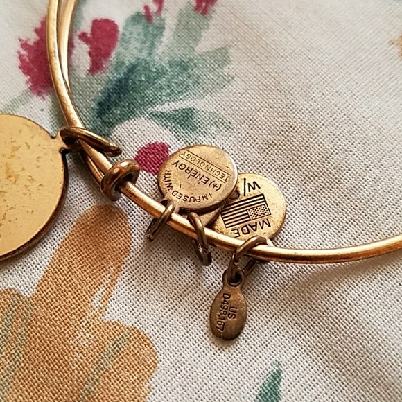 Authentic Alex and Ani bangle - Picture 4 of 6